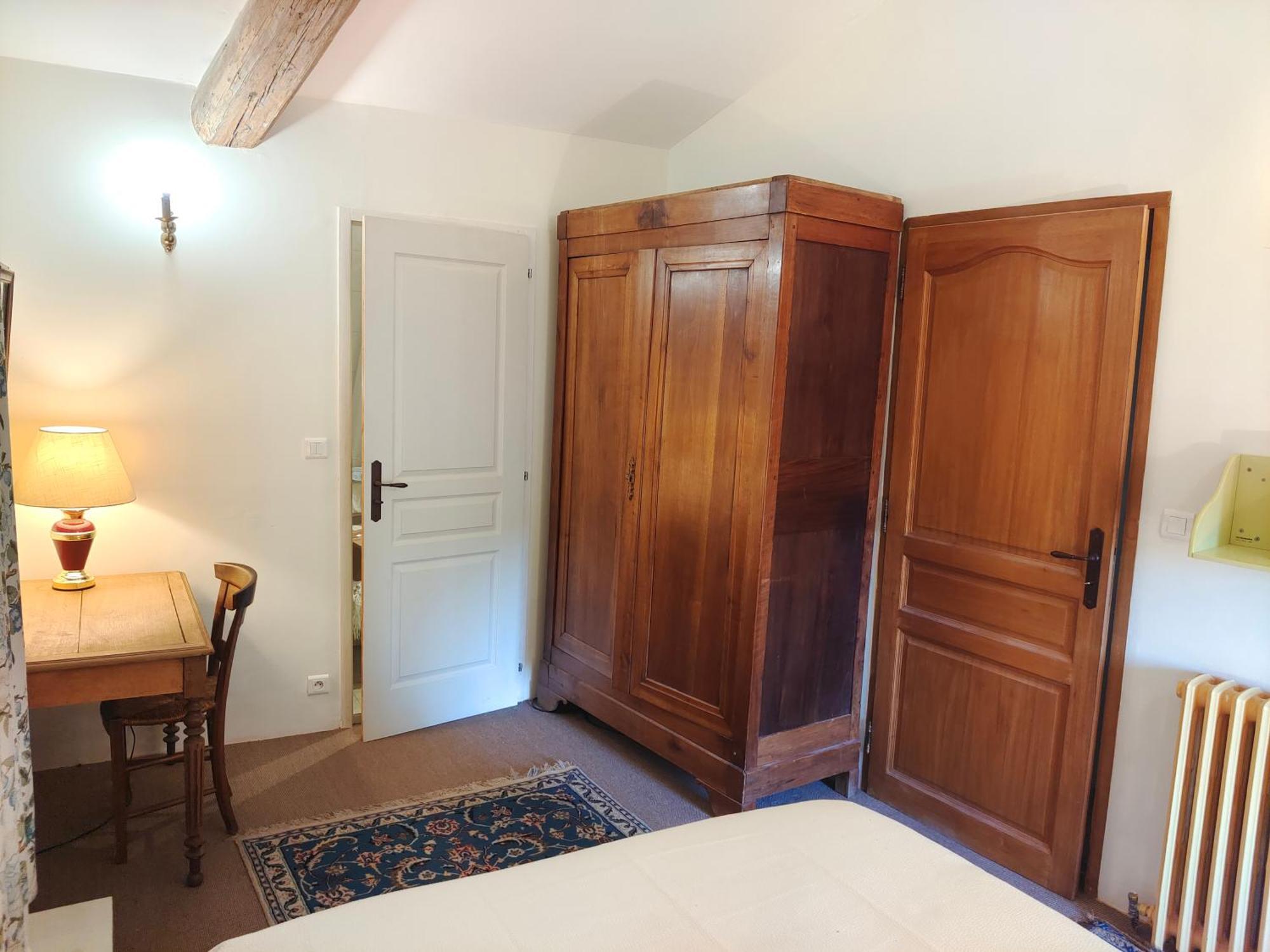 Rue Du Chateau A Cabrieres D'Avignon Bed & Breakfast Bagian luar foto