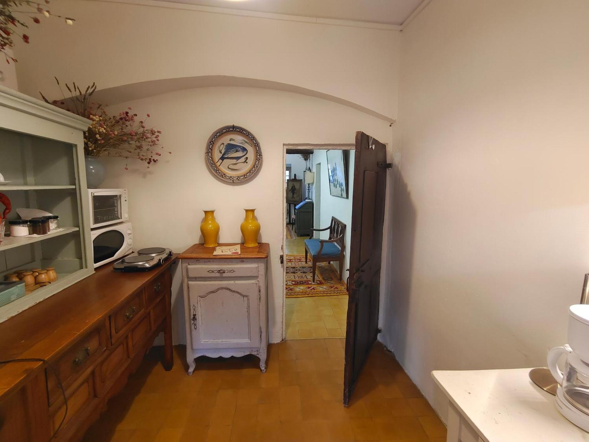 Rue Du Chateau A Cabrieres D'Avignon Bed & Breakfast Bagian luar foto
