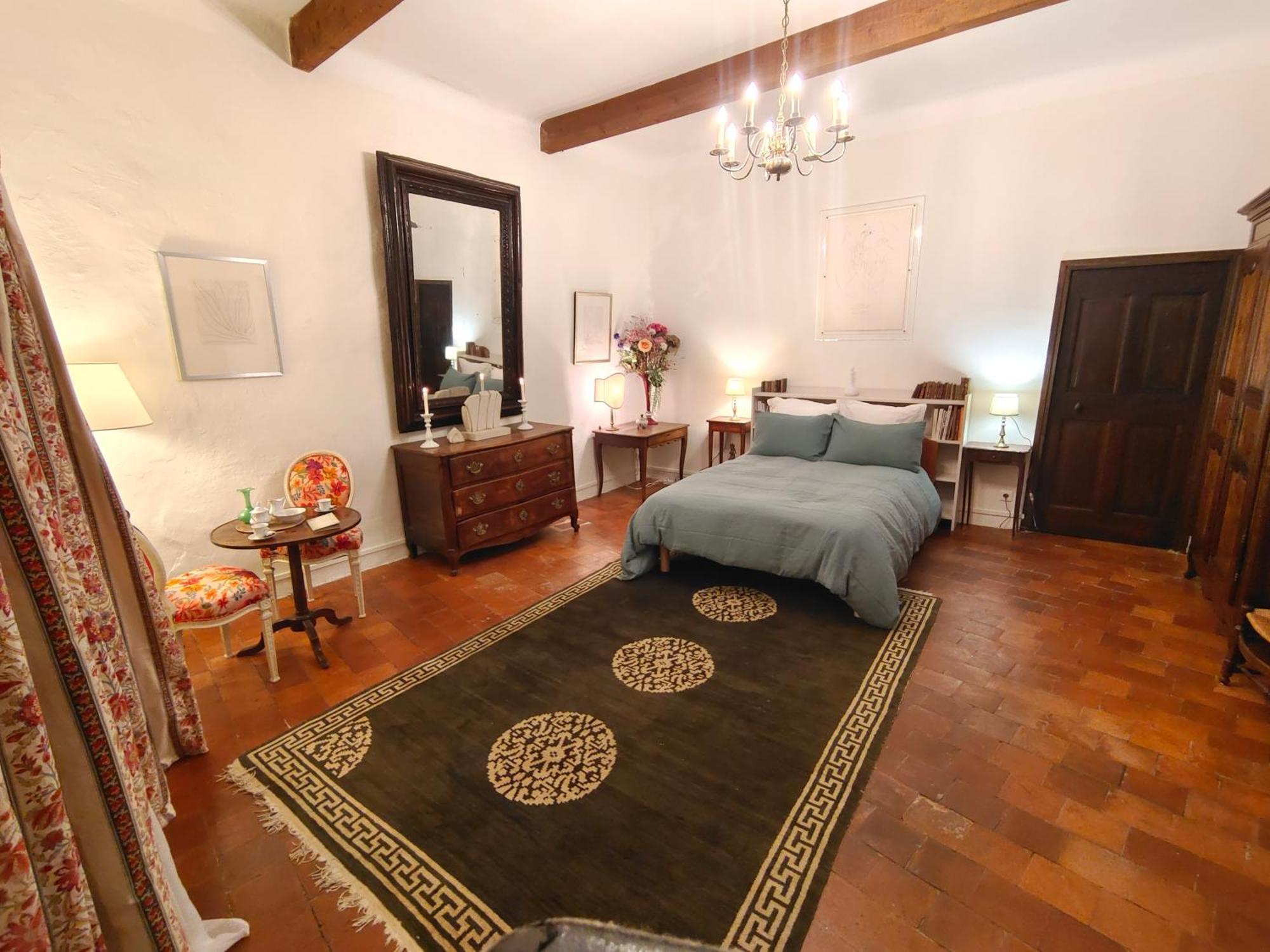 Rue Du Chateau A Cabrieres D'Avignon Bed & Breakfast Bagian luar foto