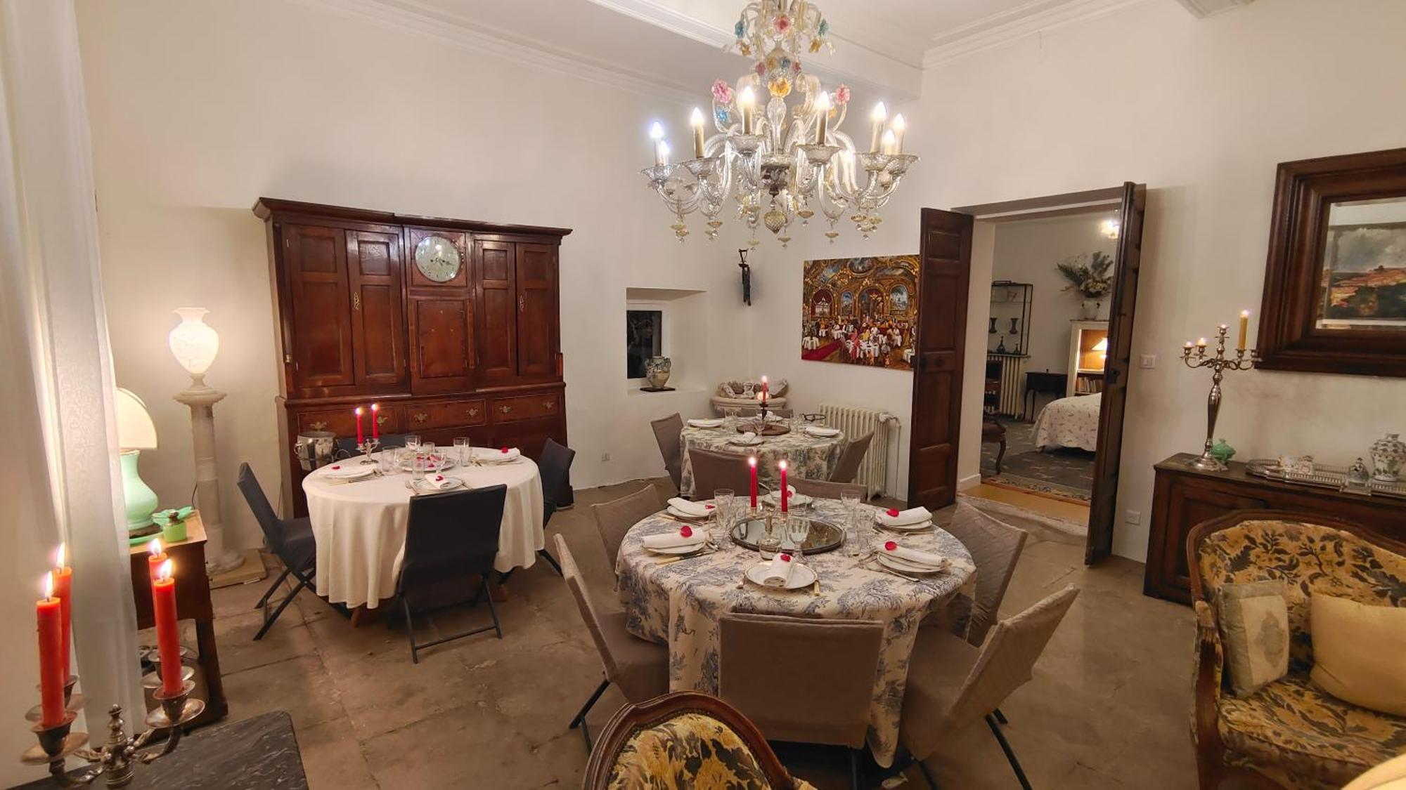 Rue Du Chateau A Cabrieres D'Avignon Bed & Breakfast Bagian luar foto
